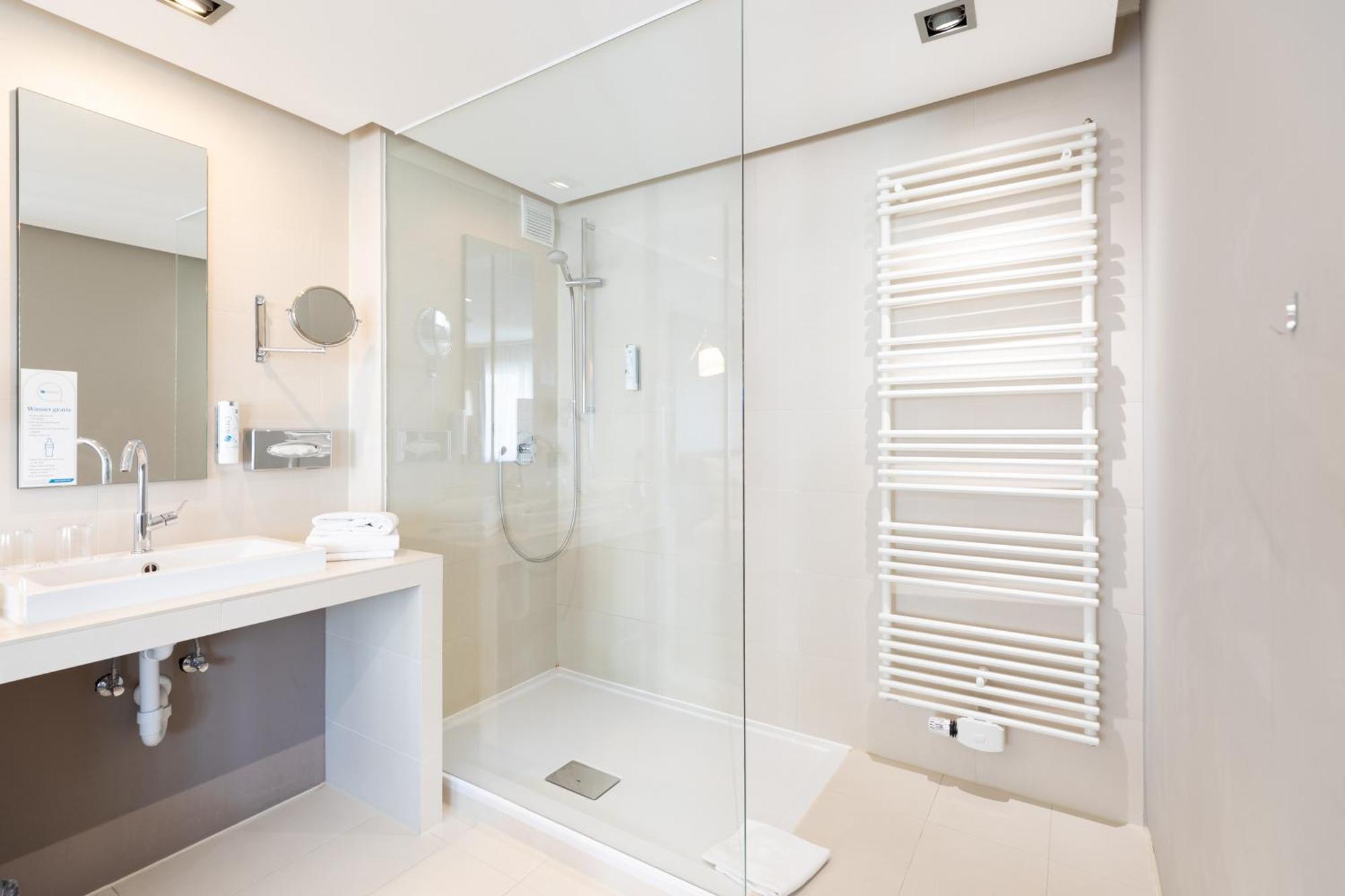 Select Hotel FDH الغرفة الصورة